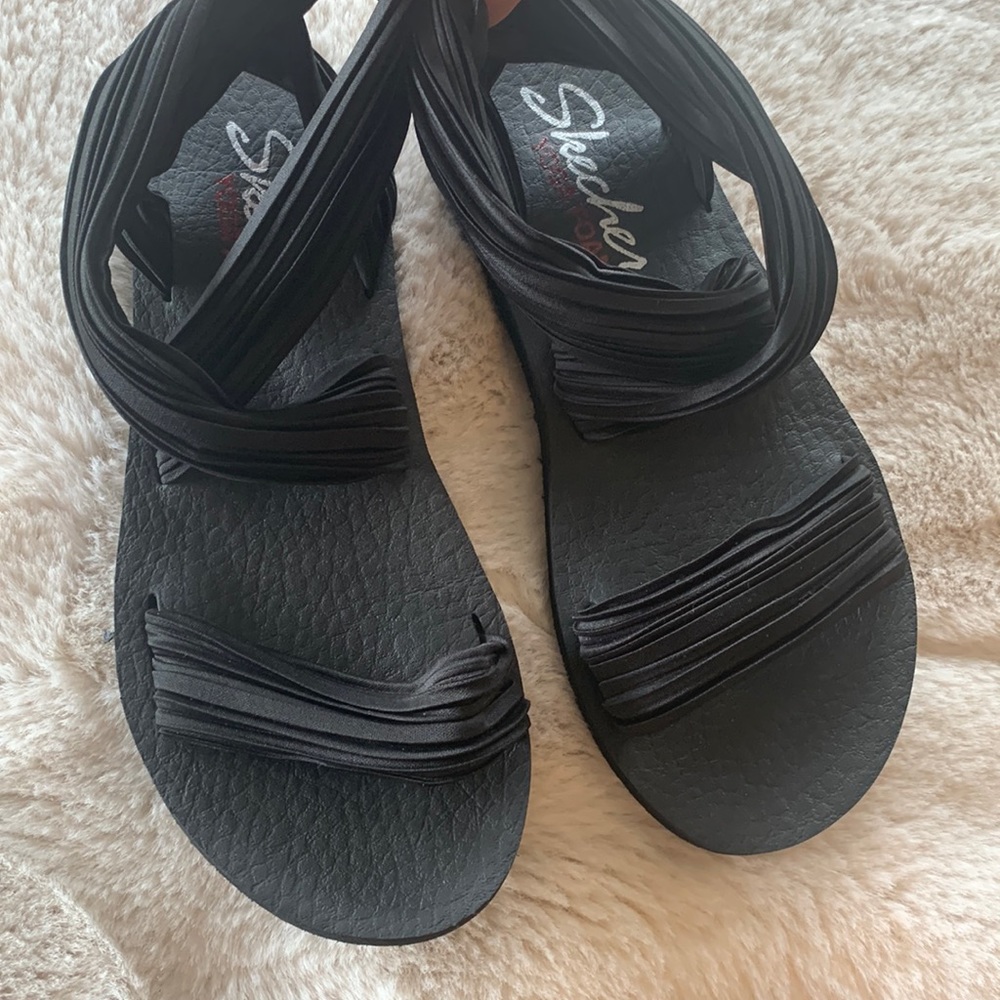 New skecher sandals